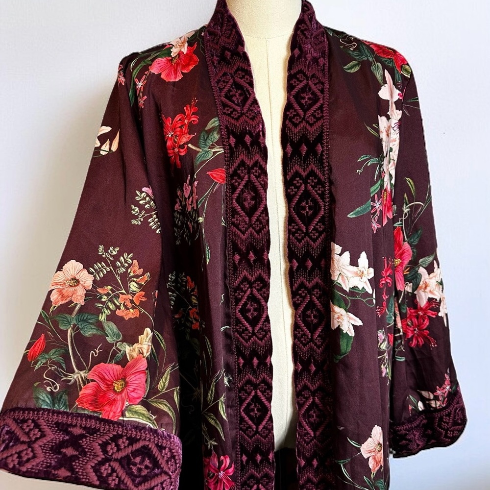 Johnny Was Workshop Silk Lined Velvet Embroidered Trim Kimono Duster FLAWS READ
